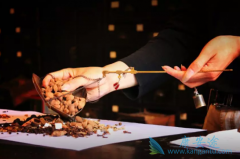 ��ҽ���ư�֢��������Ӧ��Ϊ�������ư�֢�ĸ����ֶ�