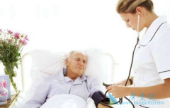 ���ƹؼ����������Ʊ��ε�ҩ���Ϊ���Ա������Ƶ���������