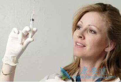 ���͸���