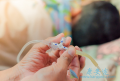 ��Ѫ��ҩ����������(Iclusig)�ķ��÷�����ÿ��һ��