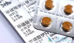 �������͵Ļ�������ܴ���������(Imatinib)ͣҩ�л��棿