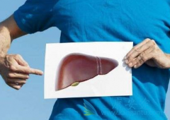 ���Ա��ε������ֶ������Ա���������ͬ��