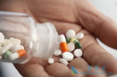 ֱ�ӿ�����ҩ���������Ա��͸��׵Ĳ�����Ӧ����Щ��